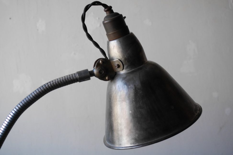 03126 Gooseneck Lamp